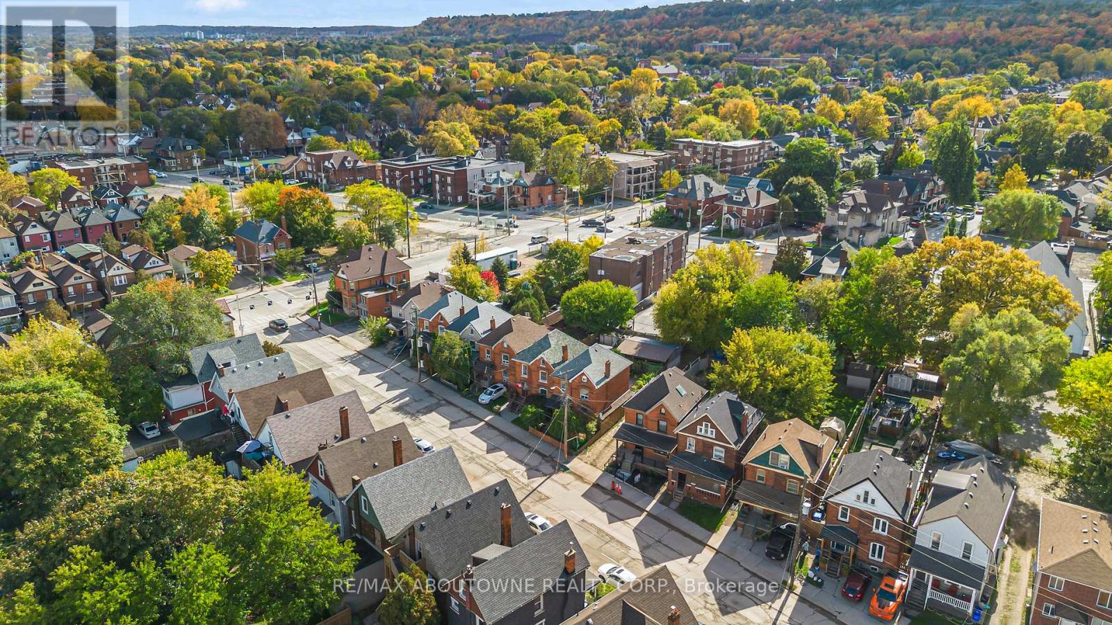 708 Wilson Street, Hamilton, Ontario  L8L 1V6 - Photo 36 - X12484358