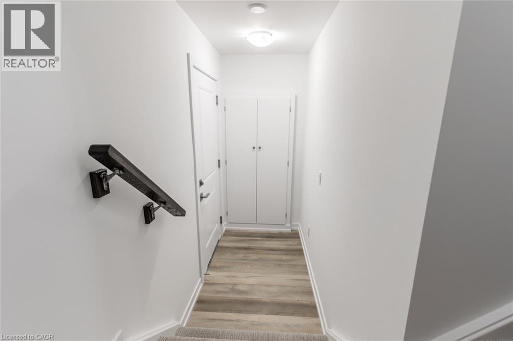 70 Kenesky Drive Unit# 16, Waterdown, Ontario  L0R 2H7 - Photo 31 - 40782552