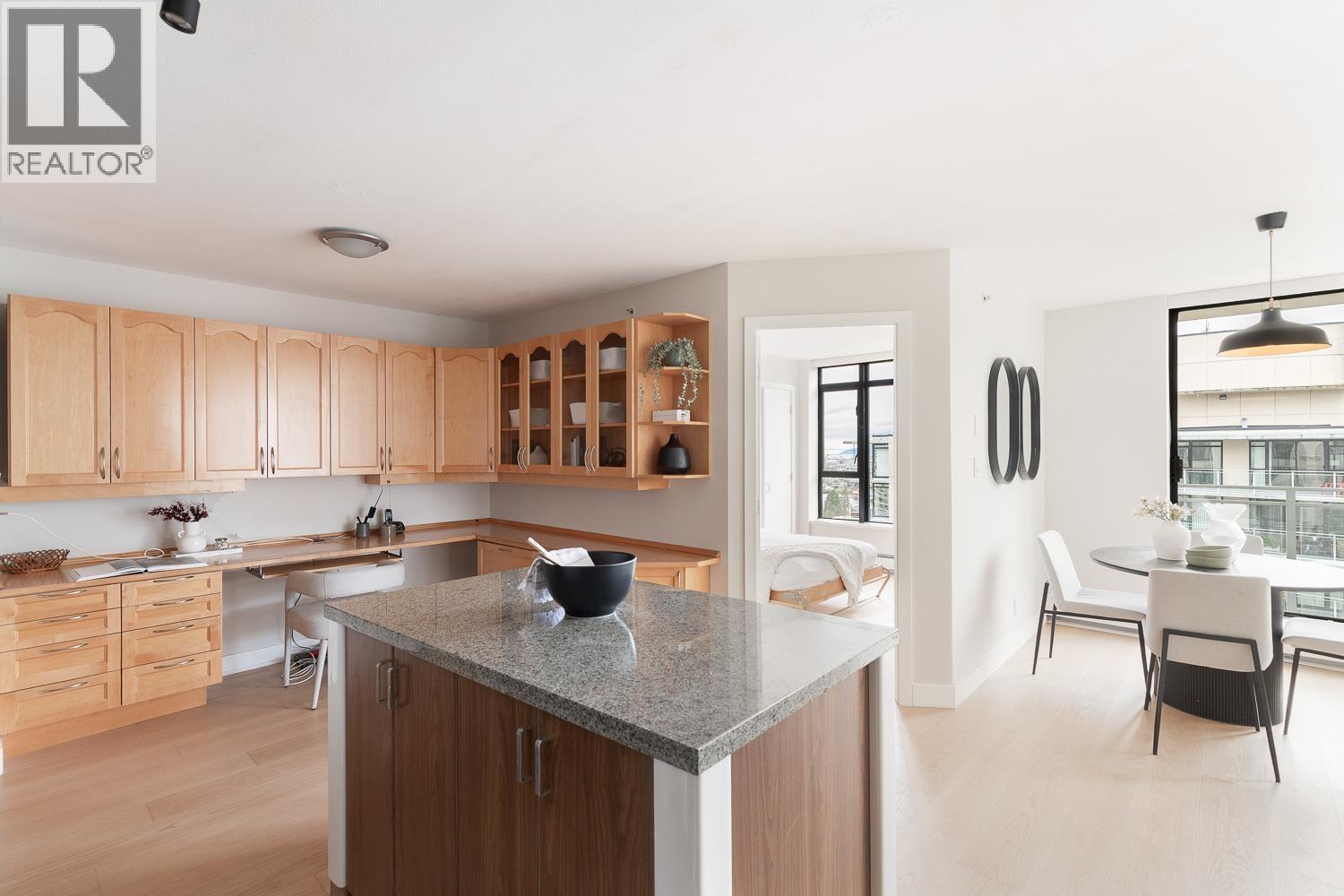 1406 155 W 1st Street, North Vancouver, British Columbia  V7M 3N8 - Photo 3 - R3062127
