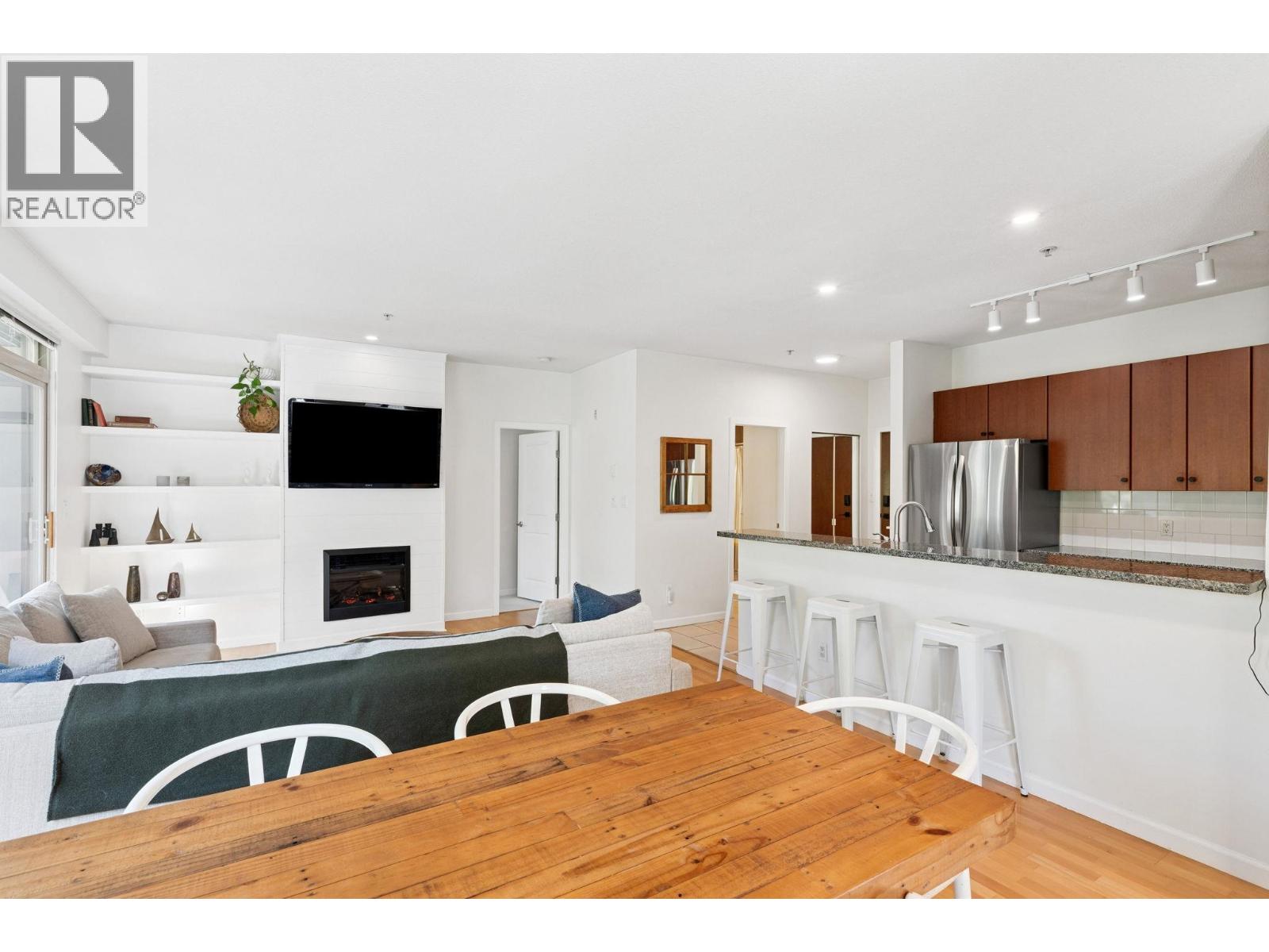 219 100 Capilano Road, Port Moody, British Columbia  V3H 5M9 - Photo 10 - R3062131
