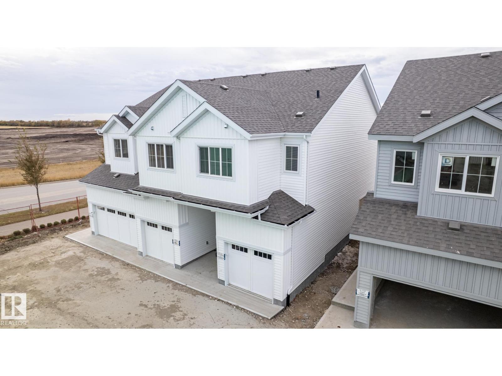 #25 7110 KESWICK CM SW, Edmonton, Alberta