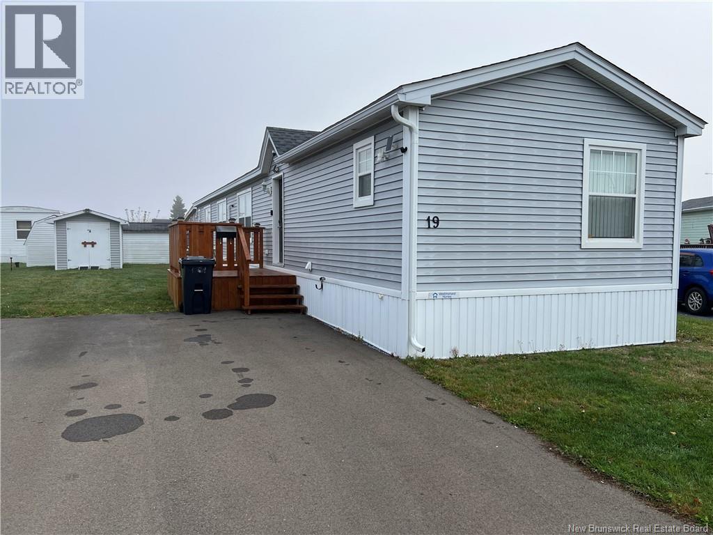 19 Crane Court, Saint John, New Brunswick  E2J 3Y2 - Photo 3 - NB129176