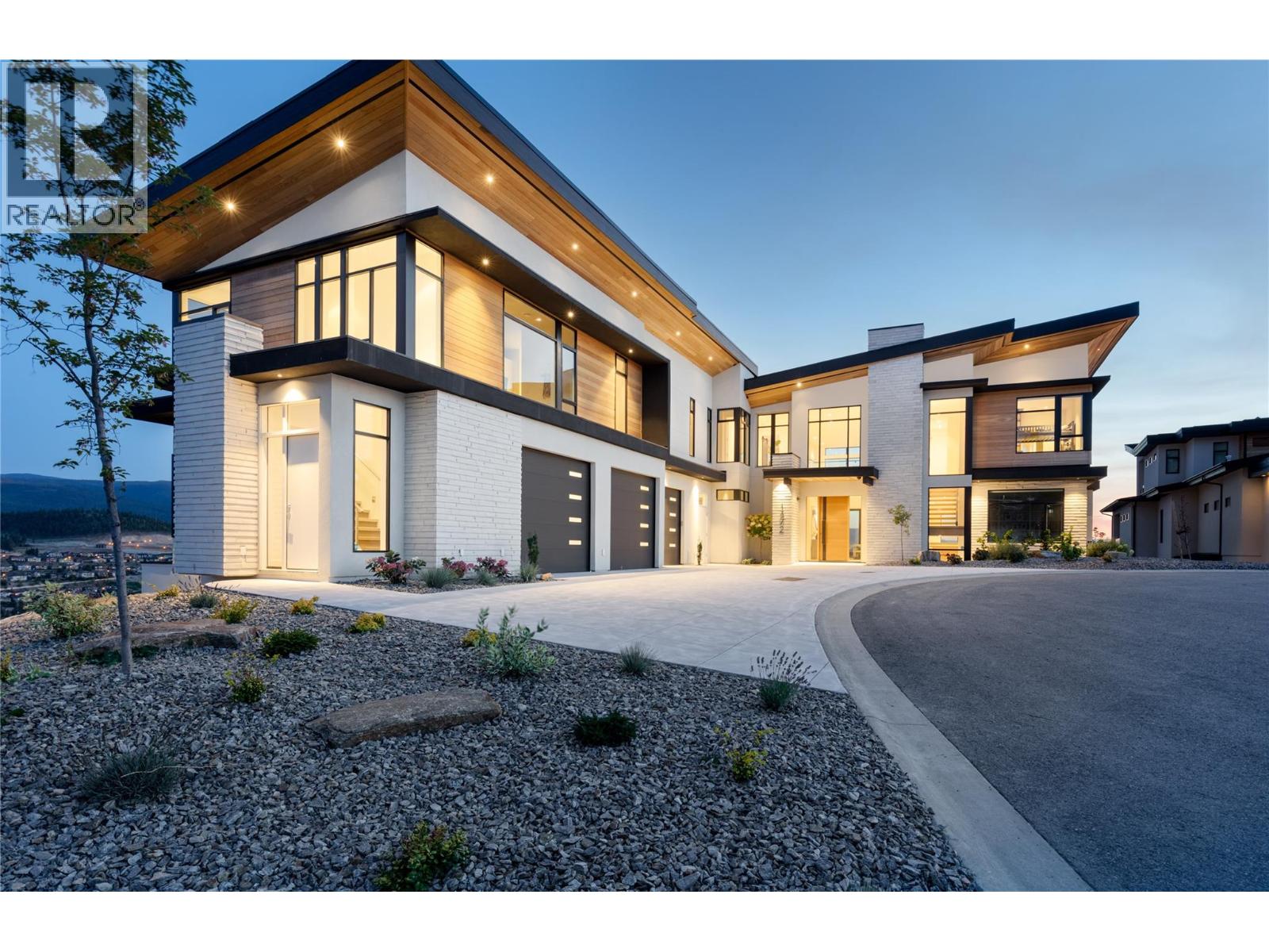 1372 Mine Hill Drive, Kelowna, British Columbia
