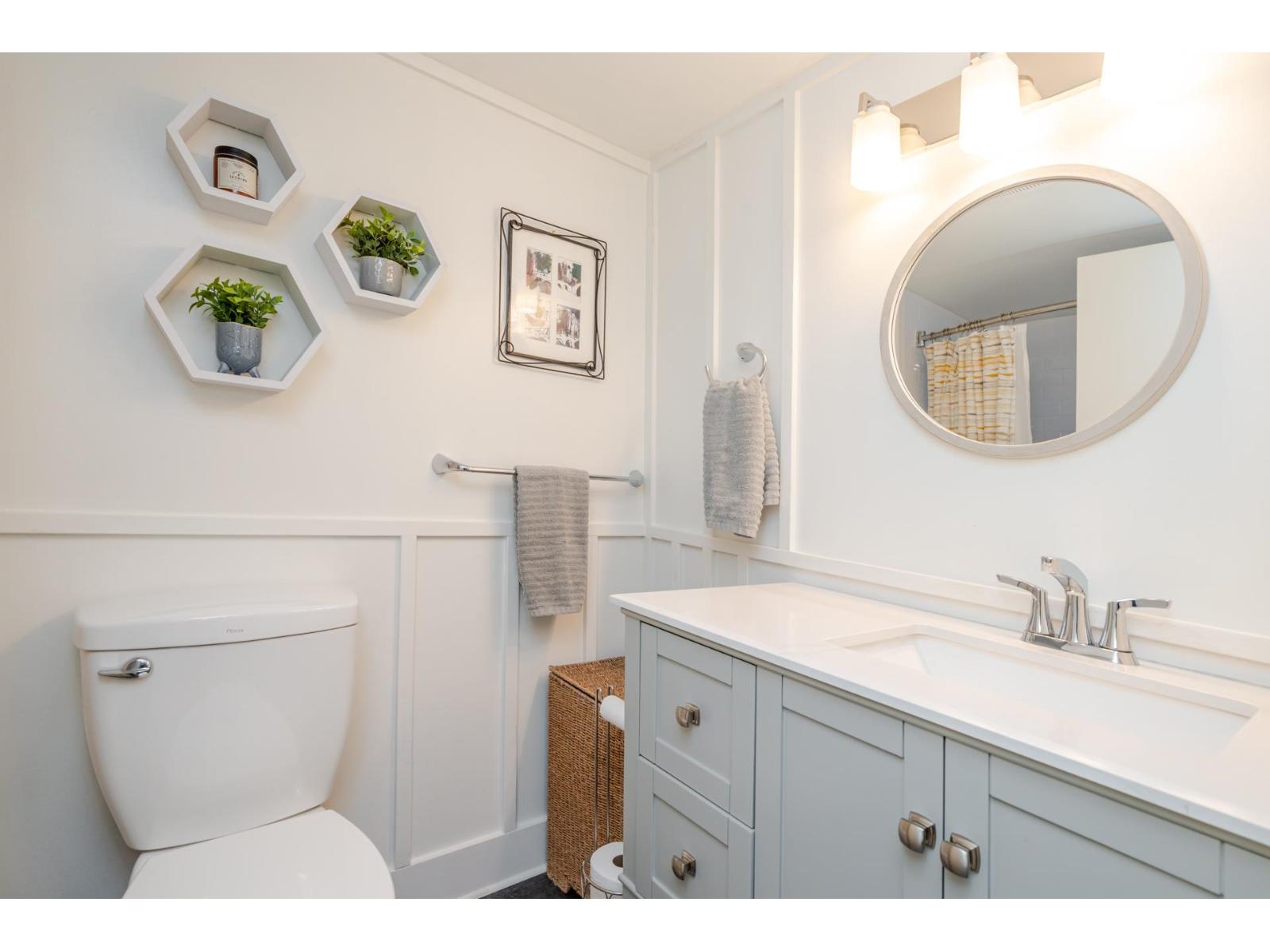 211 1280 Fir Street, Surrey, British Columbia  V4B 4B1 - Photo 28 - R3061588