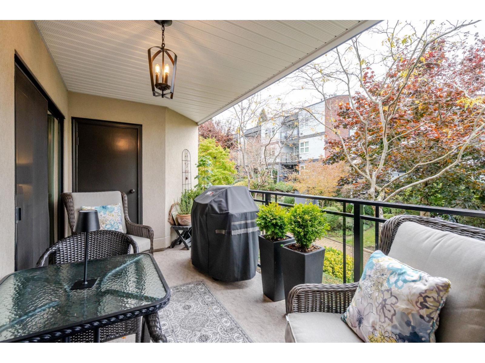 211 1280 Fir Street, Surrey, British Columbia  V4B 4B1 - Photo 4 - R3061588