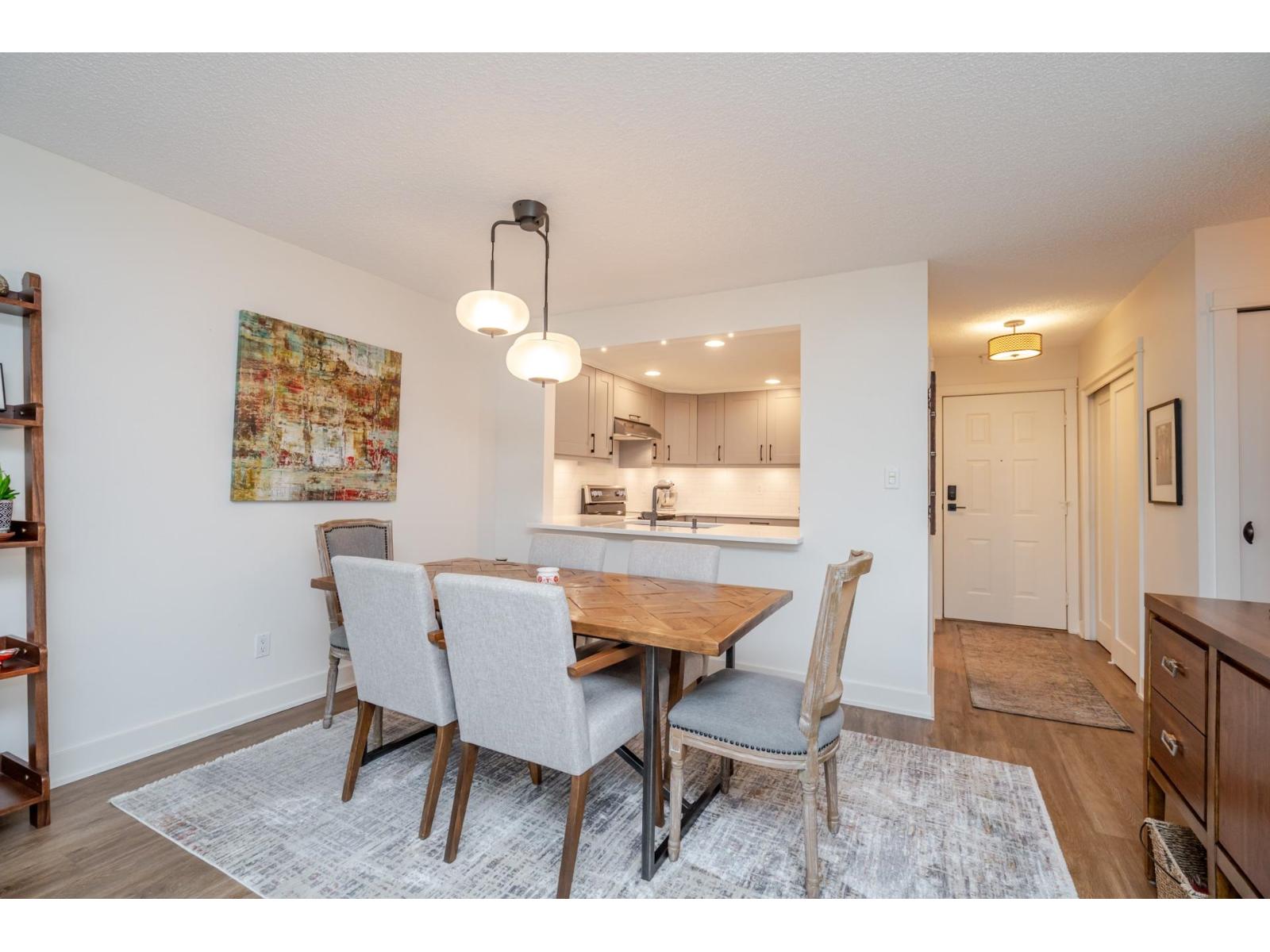 211 1280 Fir Street, Surrey, British Columbia  V4B 4B1 - Photo 15 - R3061588