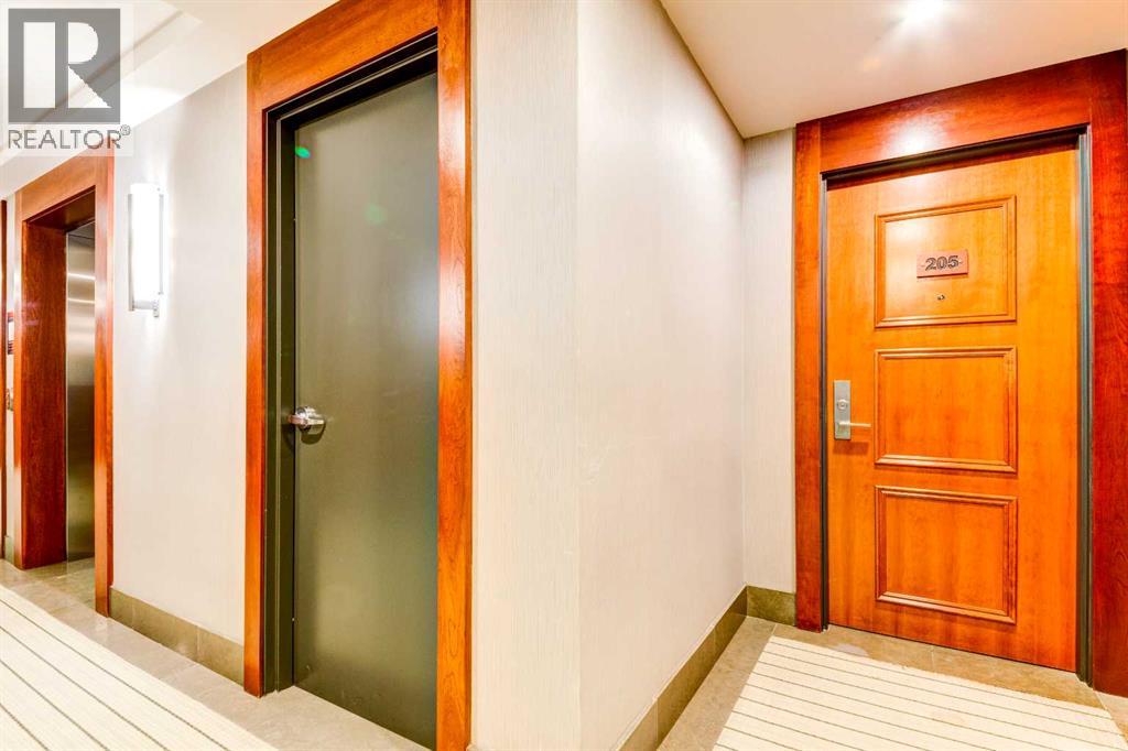 205, 701 3 Avenue Sw, Calgary, Alberta  T2P 5R3 - Photo 40 - A2256429