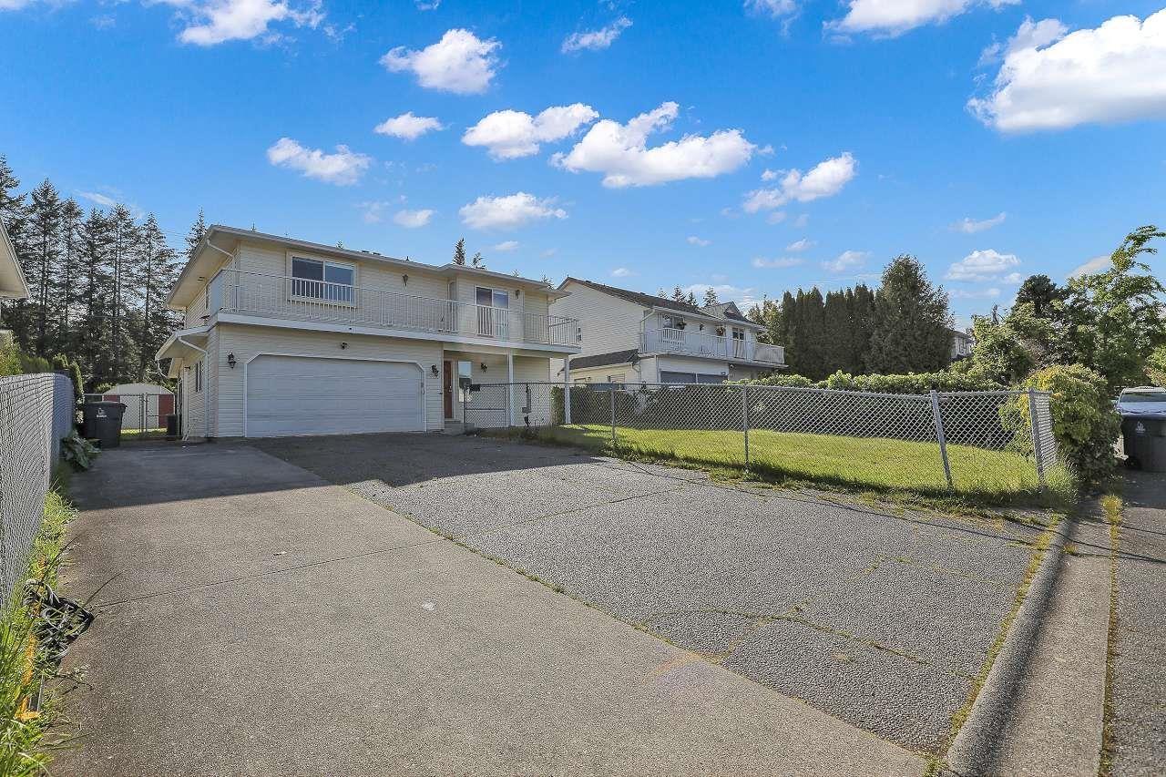 1876 KING GEORGE BOULEVARD, Surrey, British Columbia