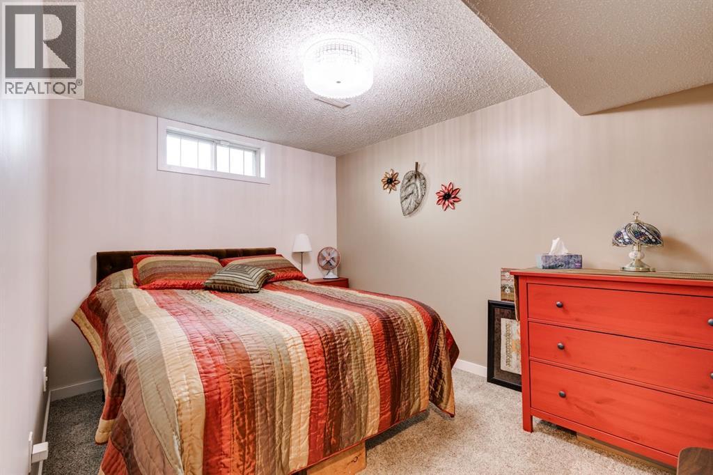 360 Malvern Close Ne, Calgary, Alberta  T2A 4W7 - Photo 28 - A2259878