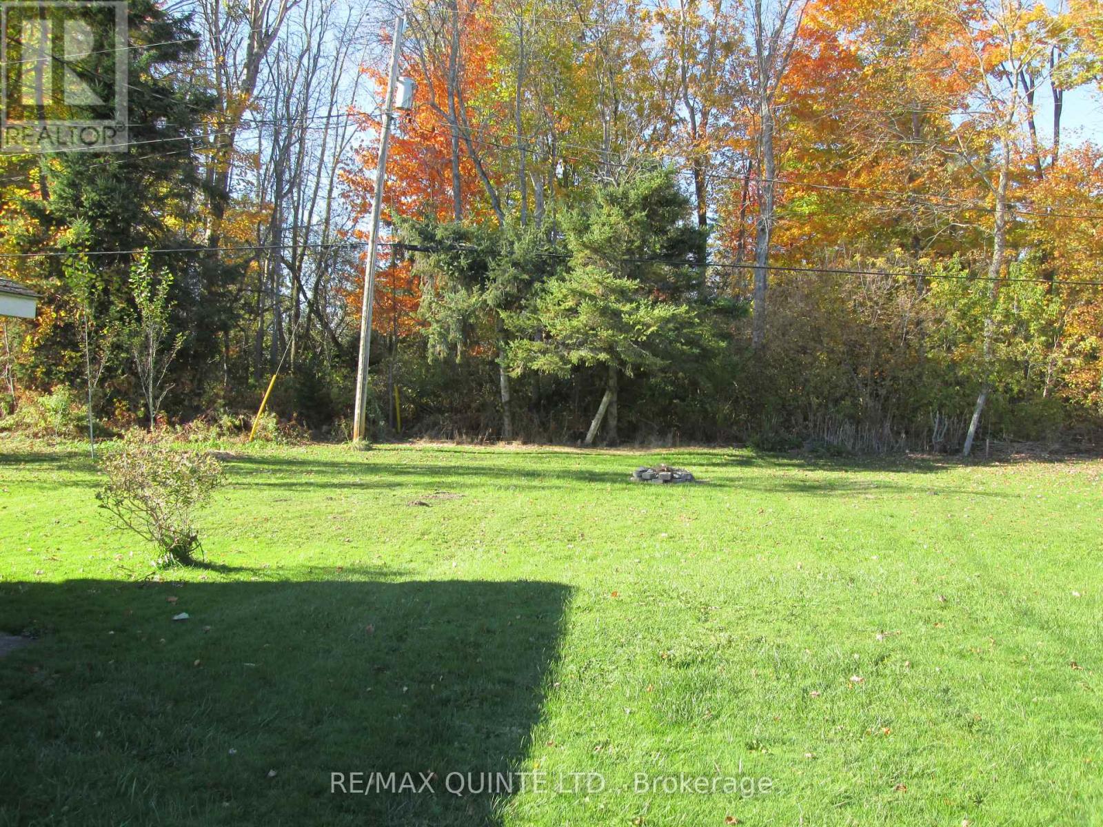 112 Parkview Road, Prince Edward County (Ameliasburg Ward), Ontario  K0K 1L0 - Photo 15 - X12484424