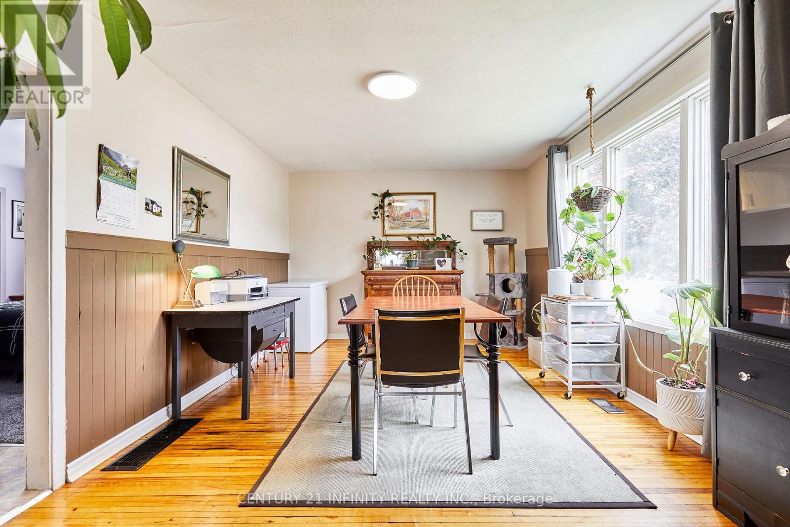 35 Caroline Street, Port Hope, Ontario  L1A 1Y6 - Photo 14 - X12484427