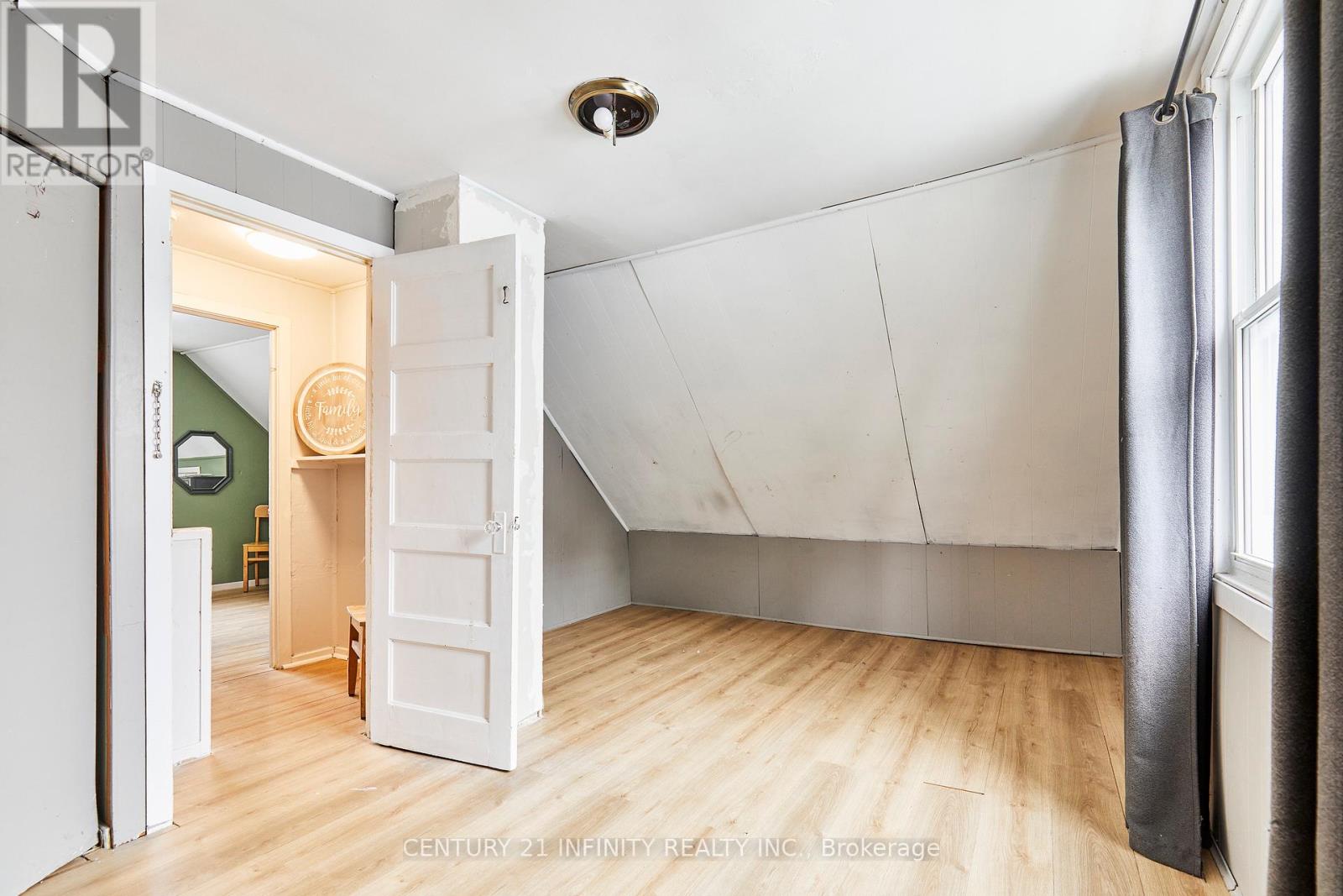 35 Caroline Street, Port Hope, Ontario  L1A 1Y6 - Photo 21 - X12484427