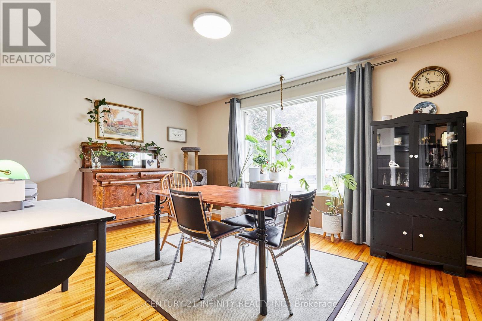 35 Caroline Street, Port Hope, Ontario  L1A 1Y6 - Photo 8 - X12484427