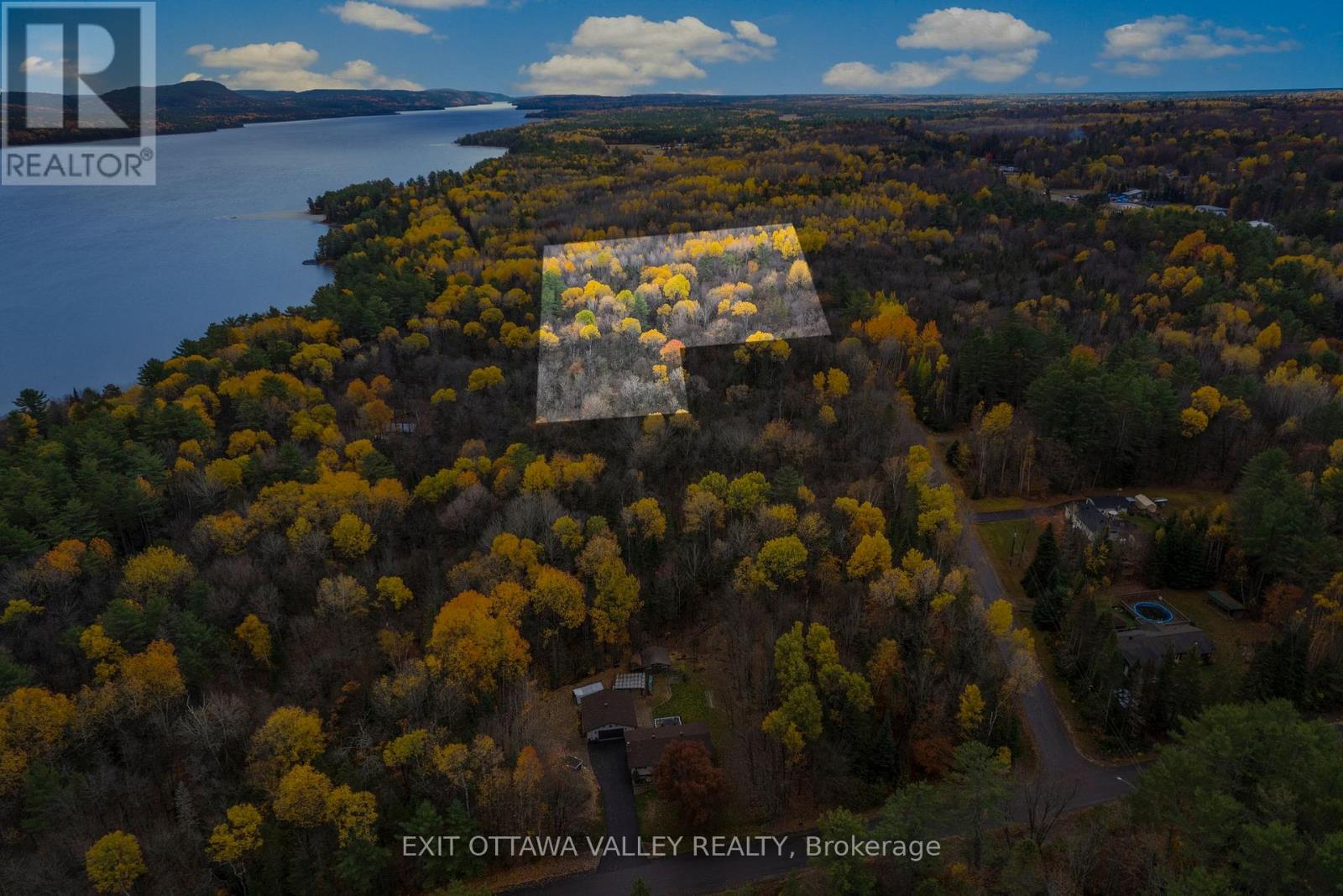 Part 10 Moose Avenue, Deep River, Ontario  K0J 1P0 - Photo 8 - X12484025