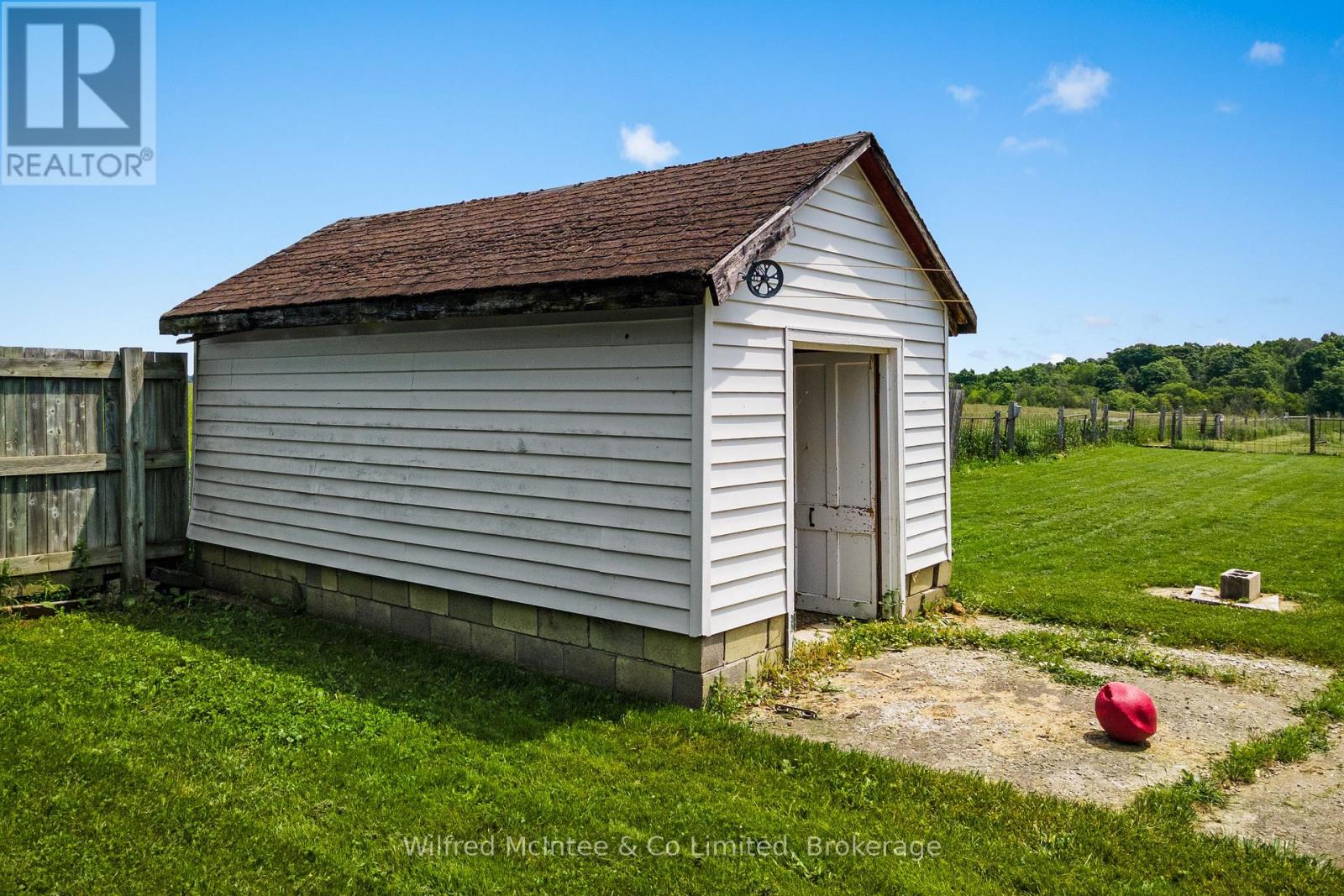 952 Bruce Road 23, Kincardine, Ontario  N0G 2T0 - Photo 36 - X12059209
