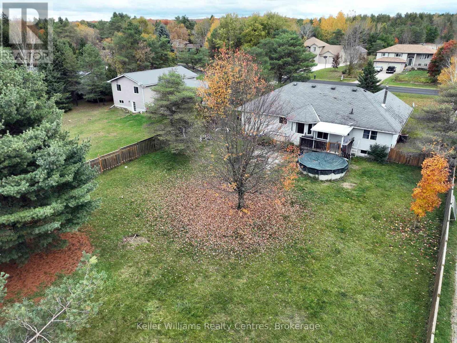 12 Pine Tree Drive, South Bruce Peninsula, Ontario  N0H 2T0 - Photo 45 - X12484011