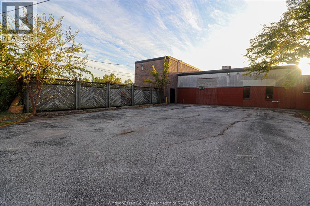 2130 South Pacific Avenue Unit# 3, Windsor, Ontario  N8X 2A3 - Photo 32 - 25027290