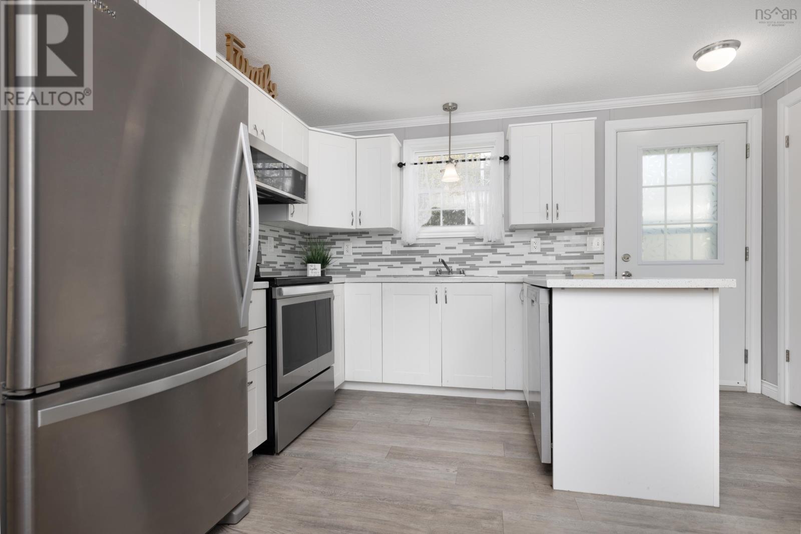 452 Glen Rise Drive, Beaver Bank, Nova Scotia  B4E 1M5 - Photo 6 - 202524395