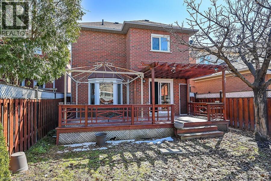 39 Blue Spruce Street, Brampton, Ontario  L6R 1C4 - Photo 42 - 40767182