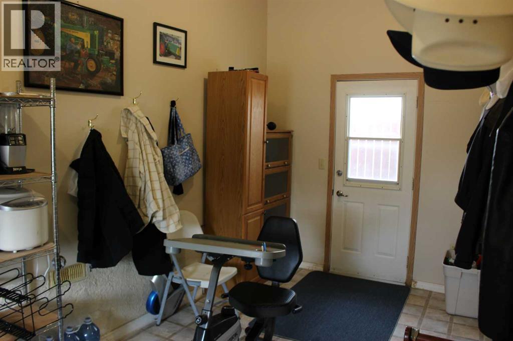 408 Rogers Avenue, Picture Butte, Alberta  T0K 1V0 - Photo 18 - A2267149