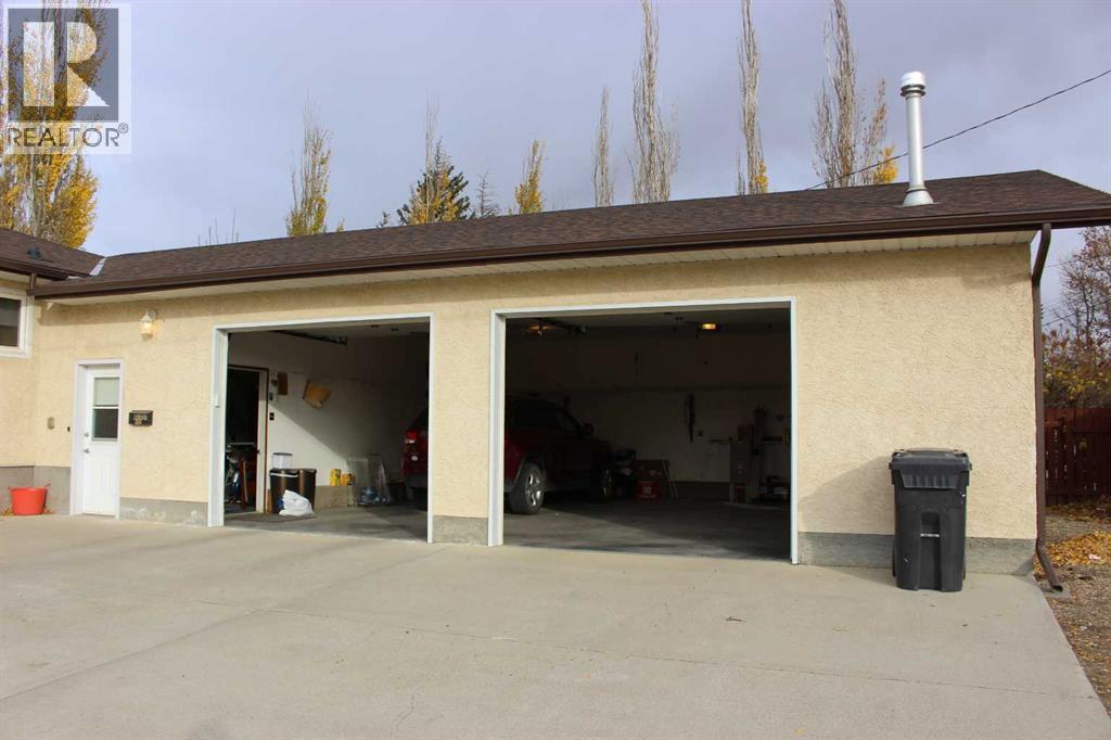 408 Rogers Avenue, Picture Butte, Alberta  T0K 1V0 - Photo 20 - A2267149
