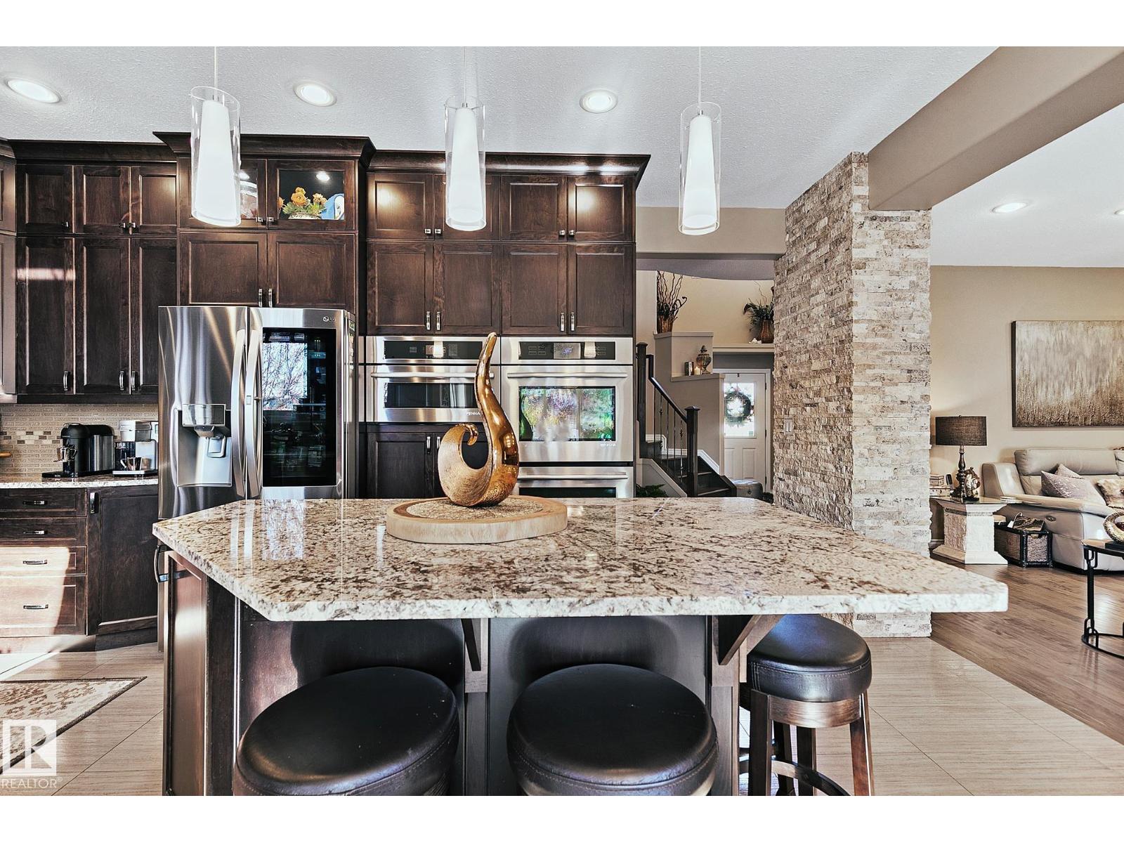 8619 160 Av Nw, Edmonton, Alberta  T5Z 3H9 - Photo 11 - E4463674