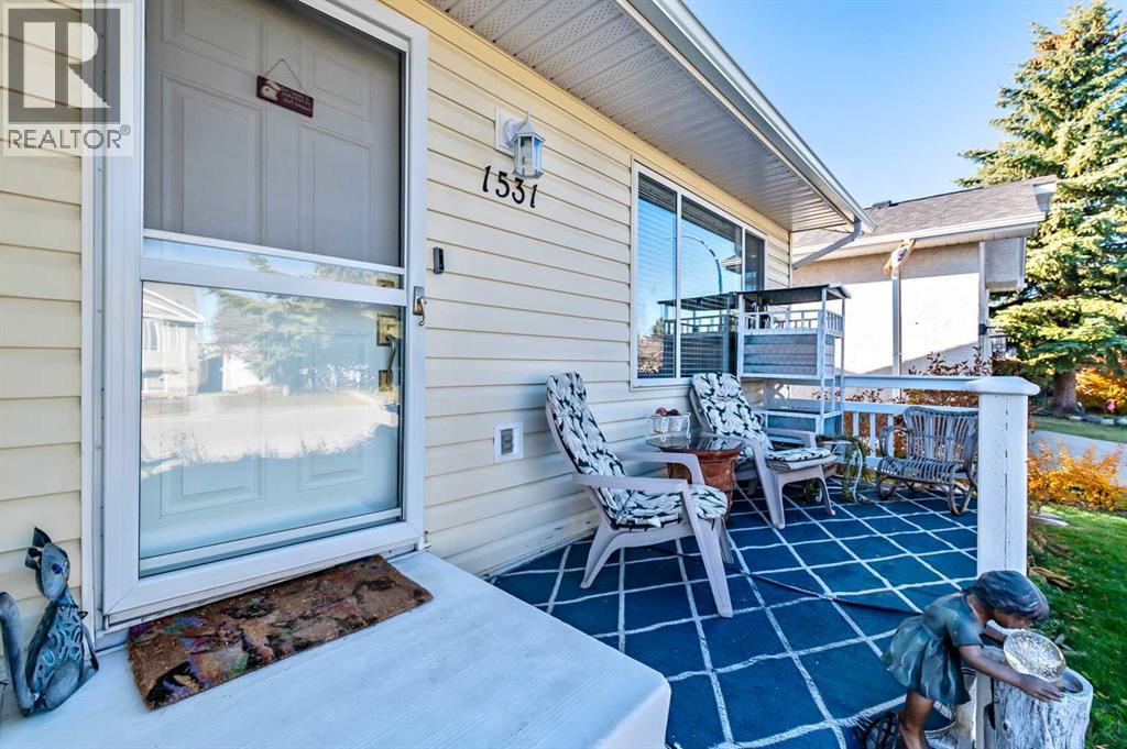 1531 11 Avenue Se, High River, Alberta  T1V 1P9 - Photo 2 - A2264399