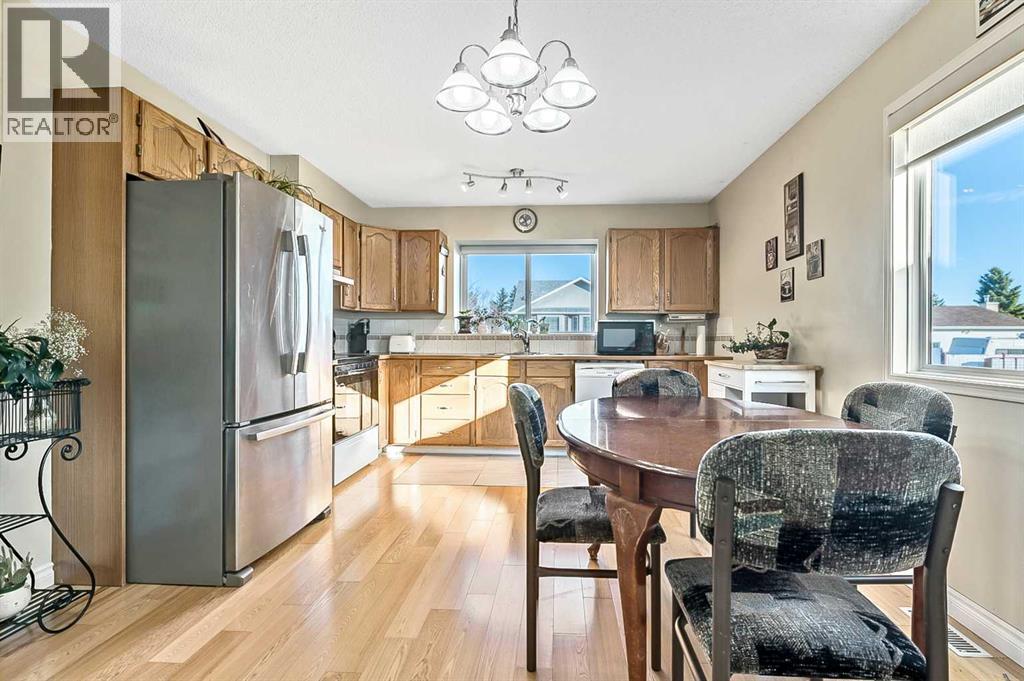 1531 11 Avenue Se, High River, Alberta  T1V 1P9 - Photo 8 - A2264399