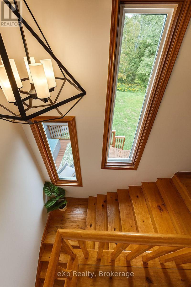 1382 Muskoka Rd 169 N, Gravenhurst, Ontario  P1P 1R2 - Photo 20 - X12414111