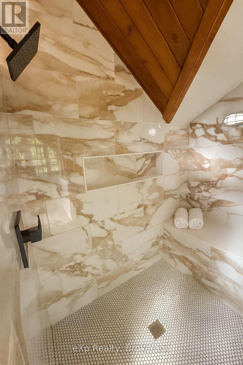 1382 Muskoka Rd 169 N, Gravenhurst, Ontario  P1P 1R2 - Photo 26 - X12414111