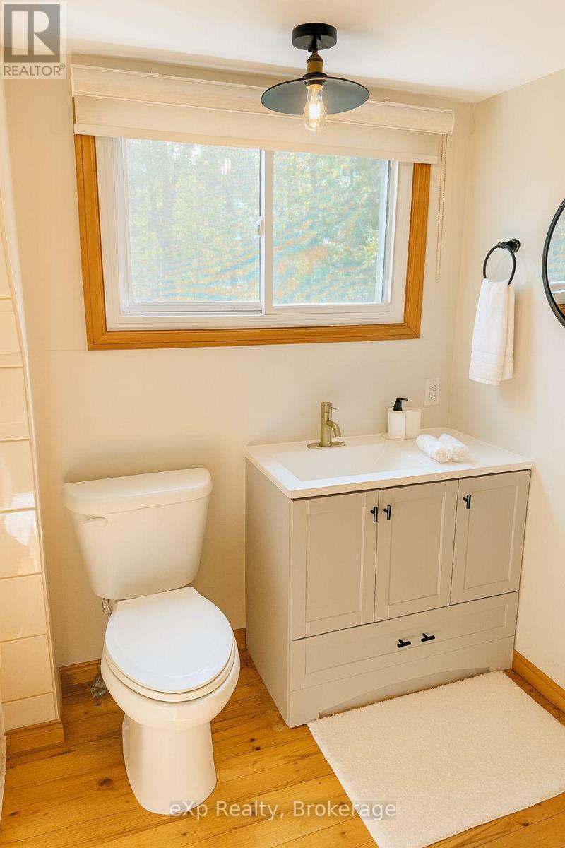 1382 Muskoka Rd 169 N, Gravenhurst, Ontario  P1P 1R2 - Photo 33 - X12414111