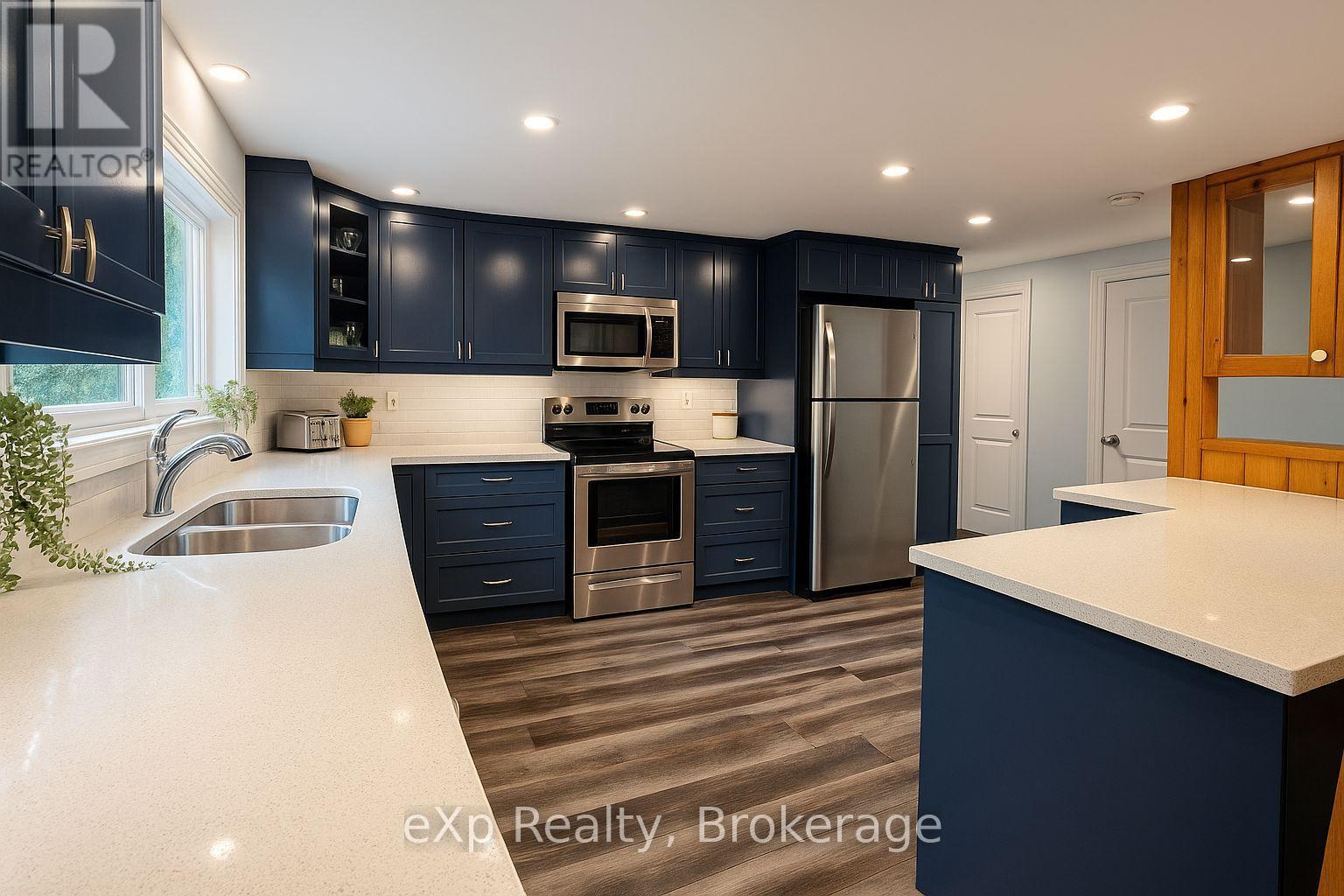 1382 Muskoka Rd 169 N, Gravenhurst, Ontario  P1P 1R2 - Photo 8 - X12414111