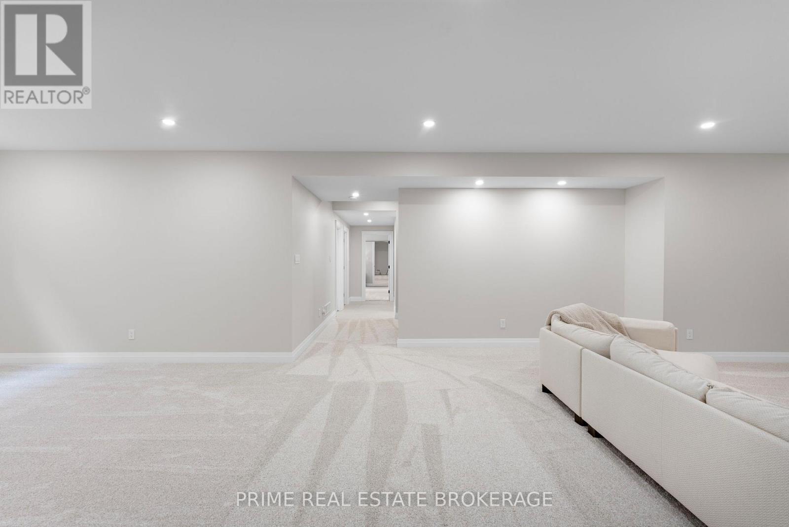 2540 Bridgehaven Drive, London North, Ontario  N6G 0Z7 - Photo 37 - X12299896