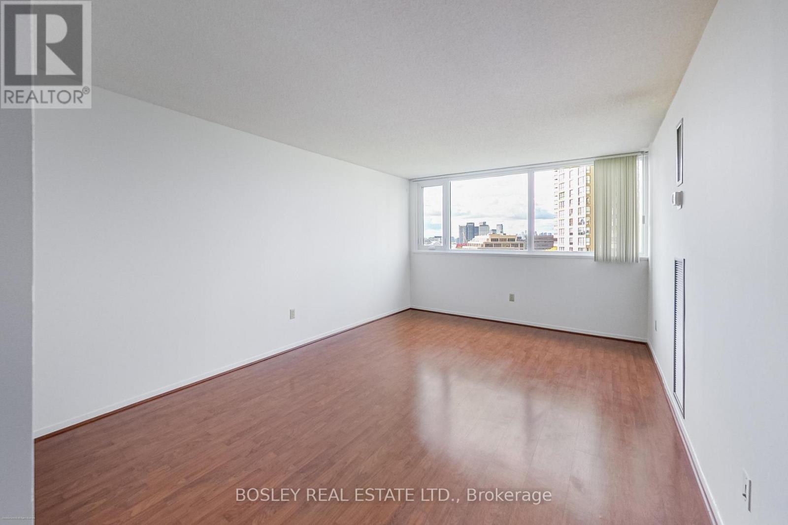 902 - 75 Wynford Heights Crescent, Toronto, Ontario  M3C 3H9 - Photo 11 - C12484421