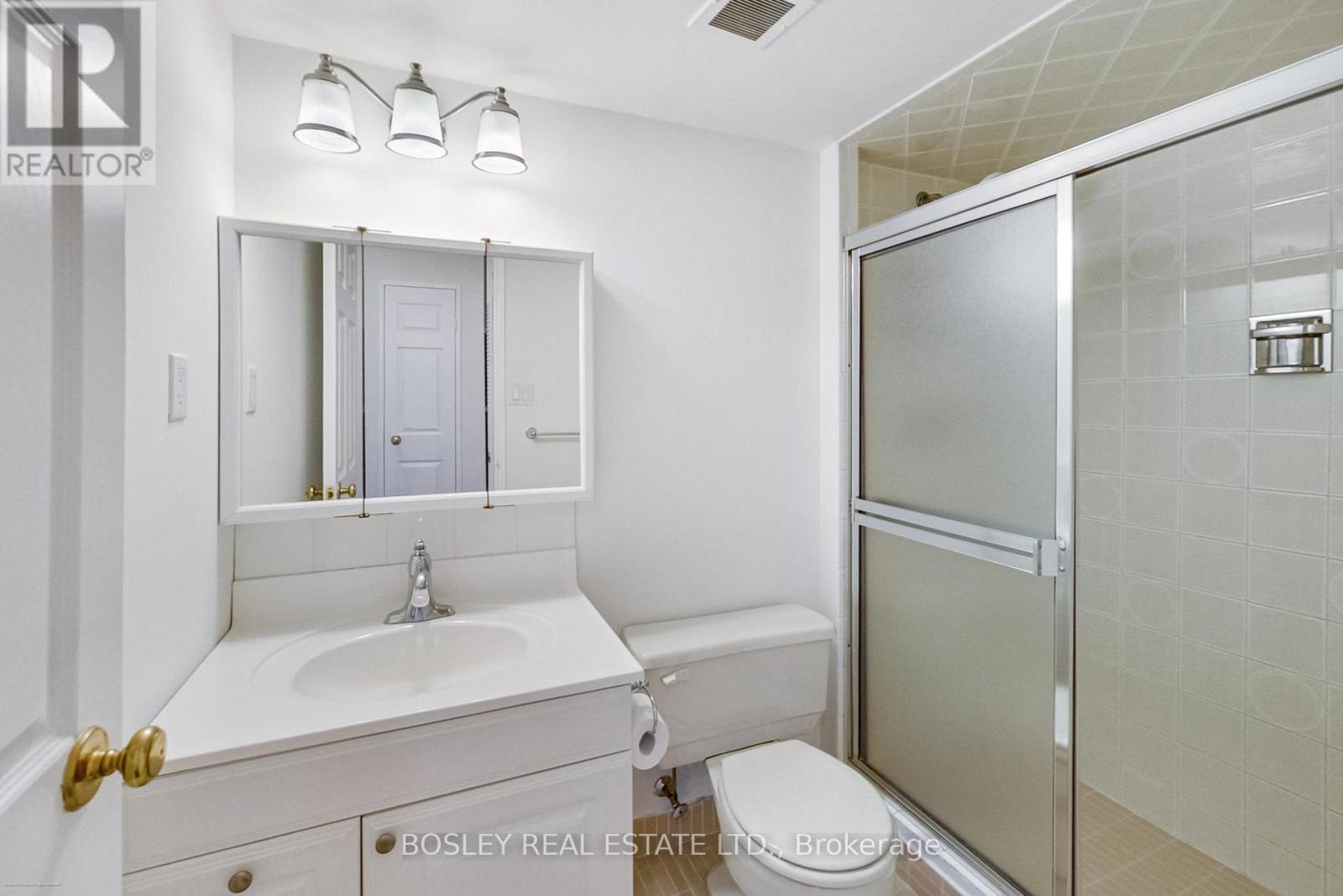 902 - 75 Wynford Heights Crescent, Toronto, Ontario  M3C 3H9 - Photo 13 - C12484421