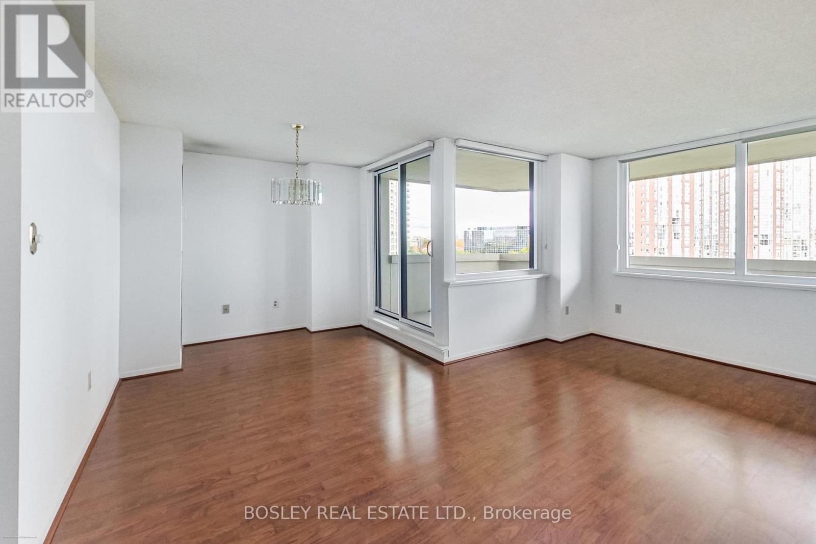 902 - 75 Wynford Heights Crescent, Toronto, Ontario  M3C 3H9 - Photo 3 - C12484421