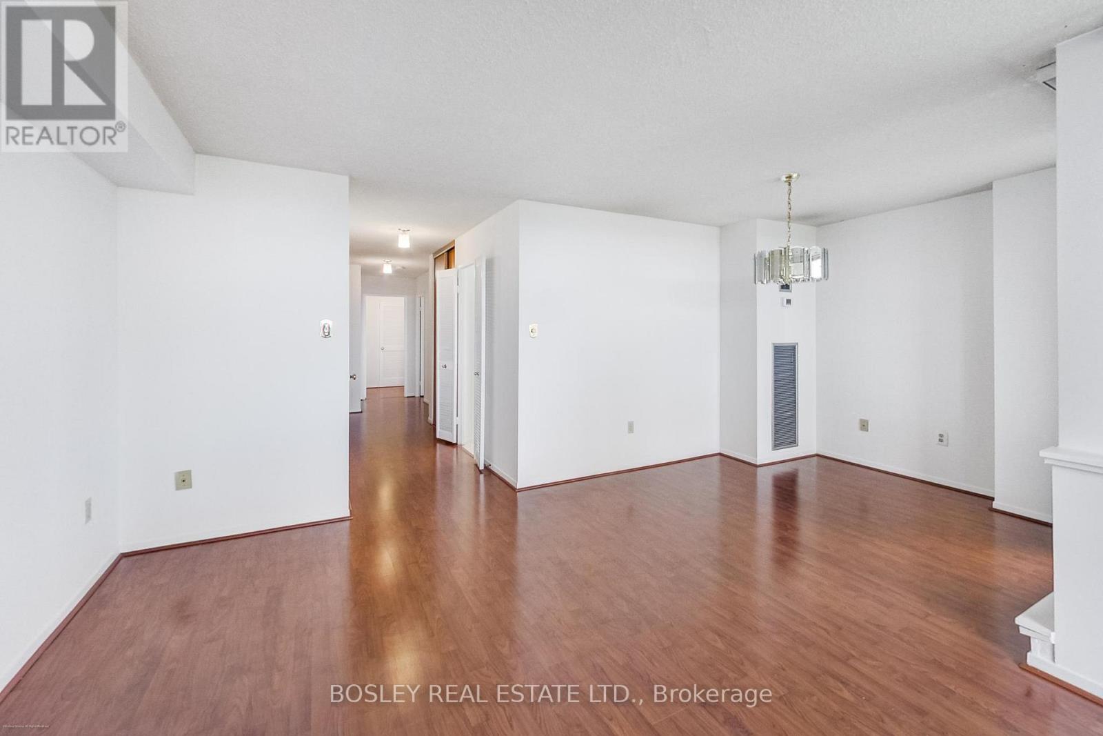 902 - 75 Wynford Heights Crescent, Toronto, Ontario  M3C 3H9 - Photo 4 - C12484421