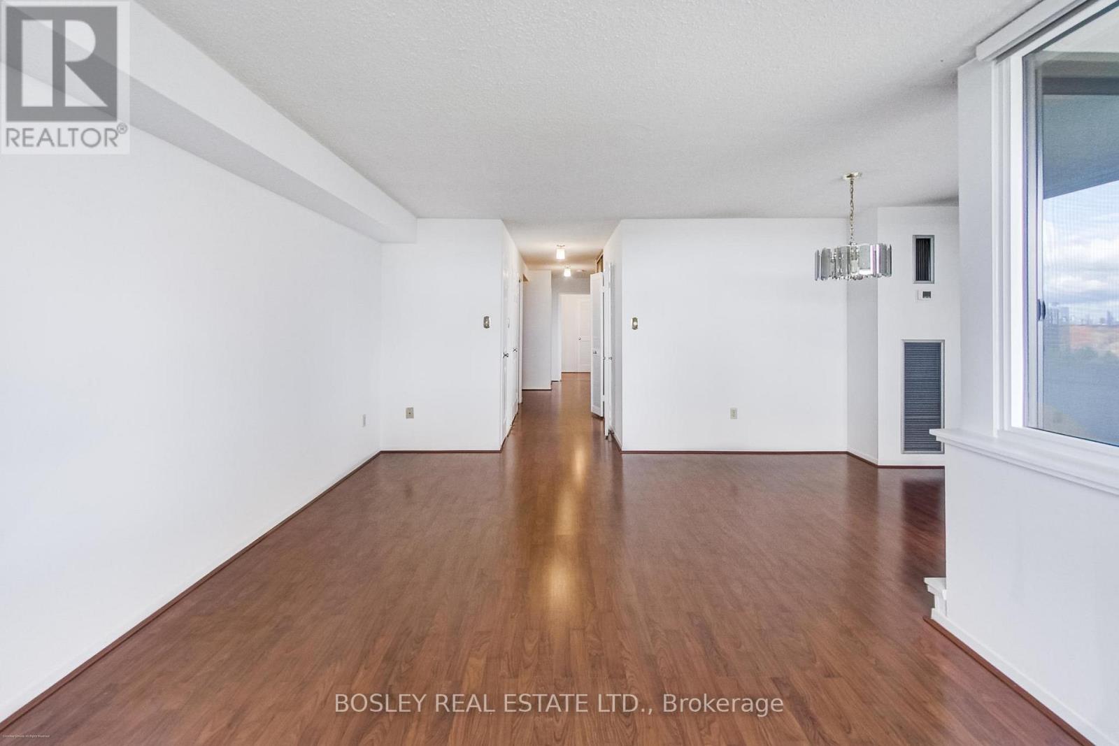 902 - 75 Wynford Heights Crescent, Toronto, Ontario  M3C 3H9 - Photo 5 - C12484421