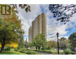 902 - 75 WYNFORD HEIGHTS CRESCENT, Toronto, Ontario