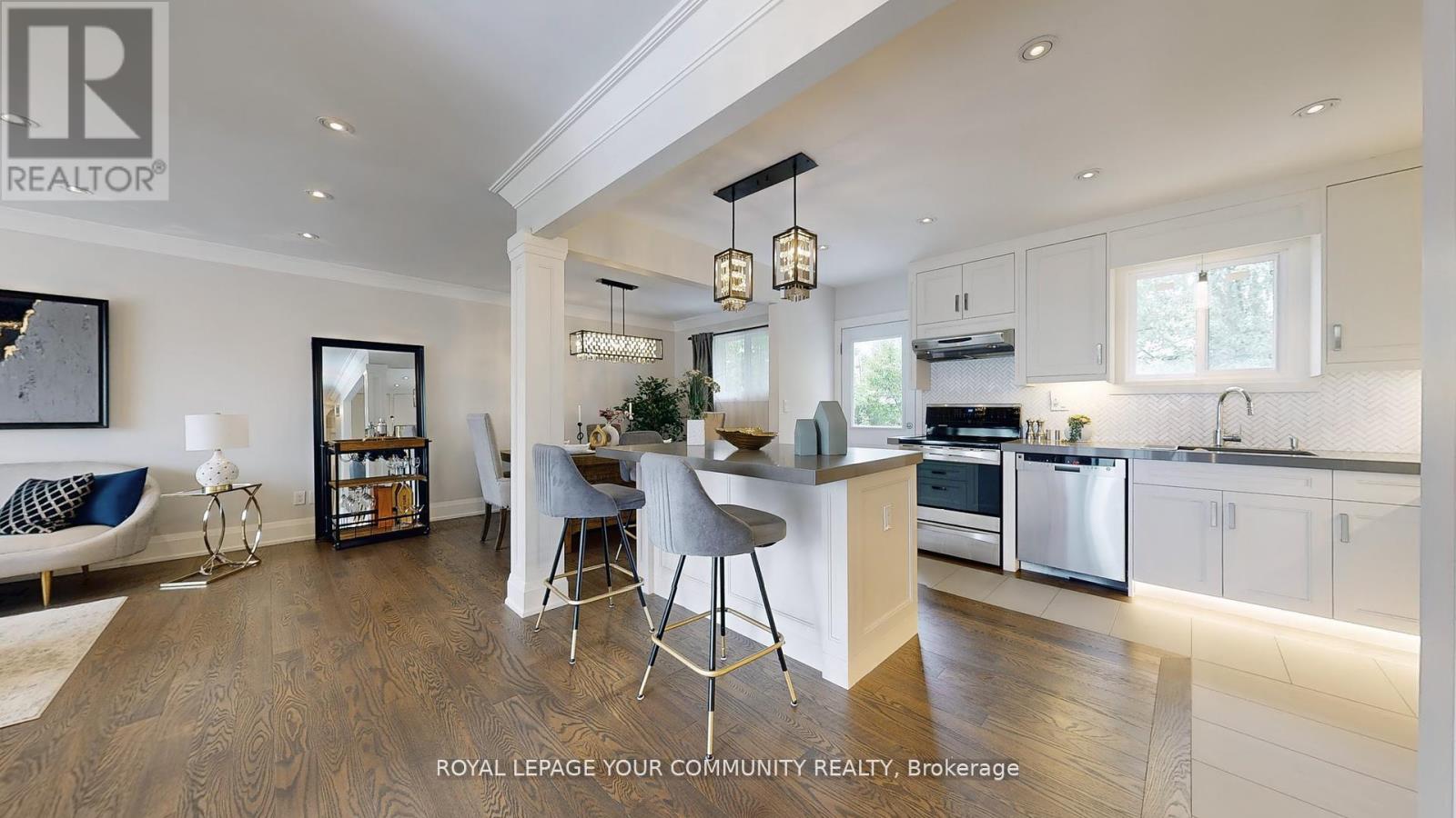 29 Manadon Drive, Toronto, Ontario  M2M 1W8 - Photo 16 - C12484428