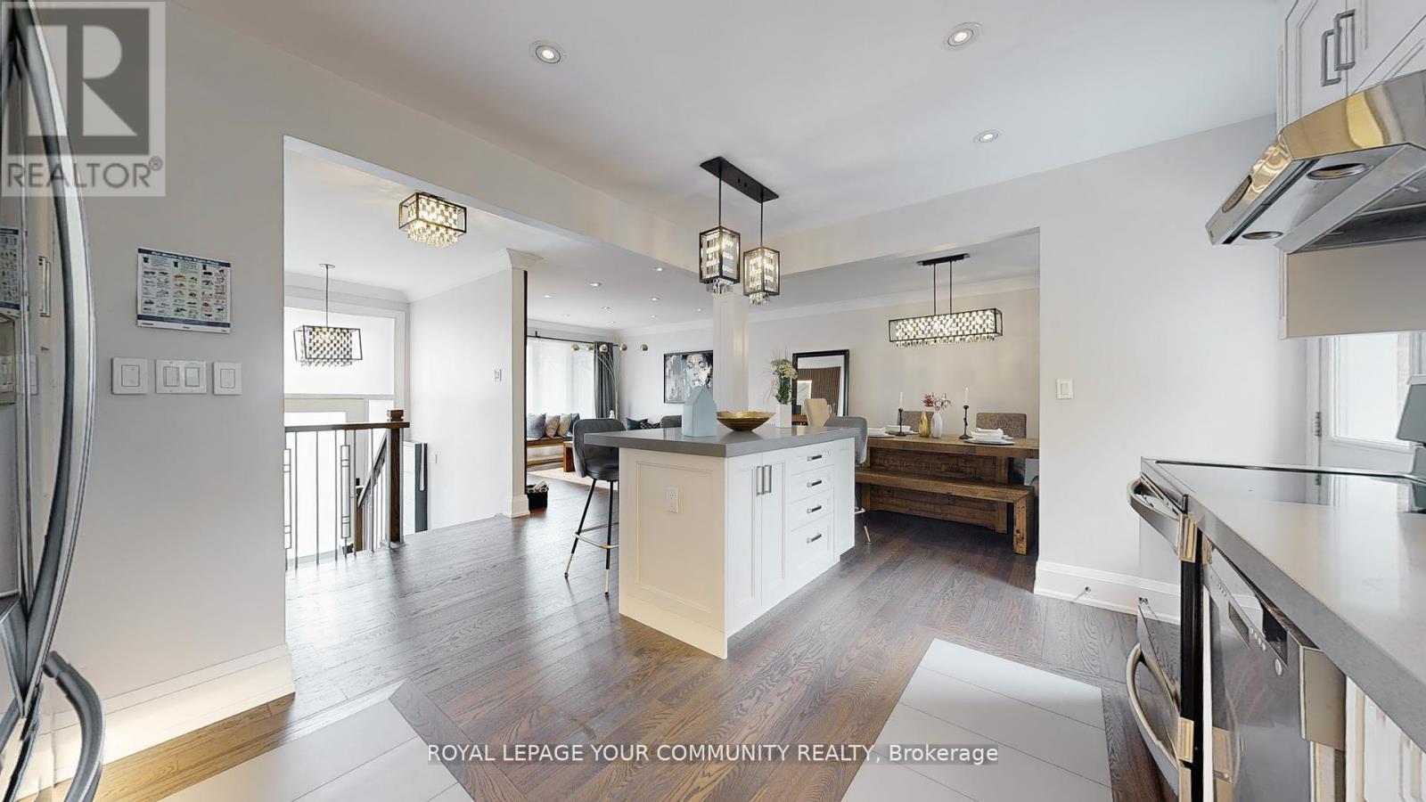 29 Manadon Drive, Toronto, Ontario  M2M 1W8 - Photo 17 - C12484428