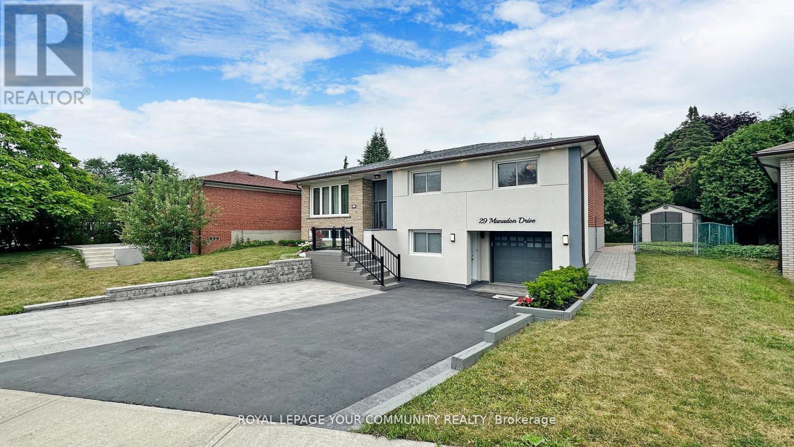 29 Manadon Drive, Toronto, Ontario  M2M 1W8 - Photo 2 - C12484428