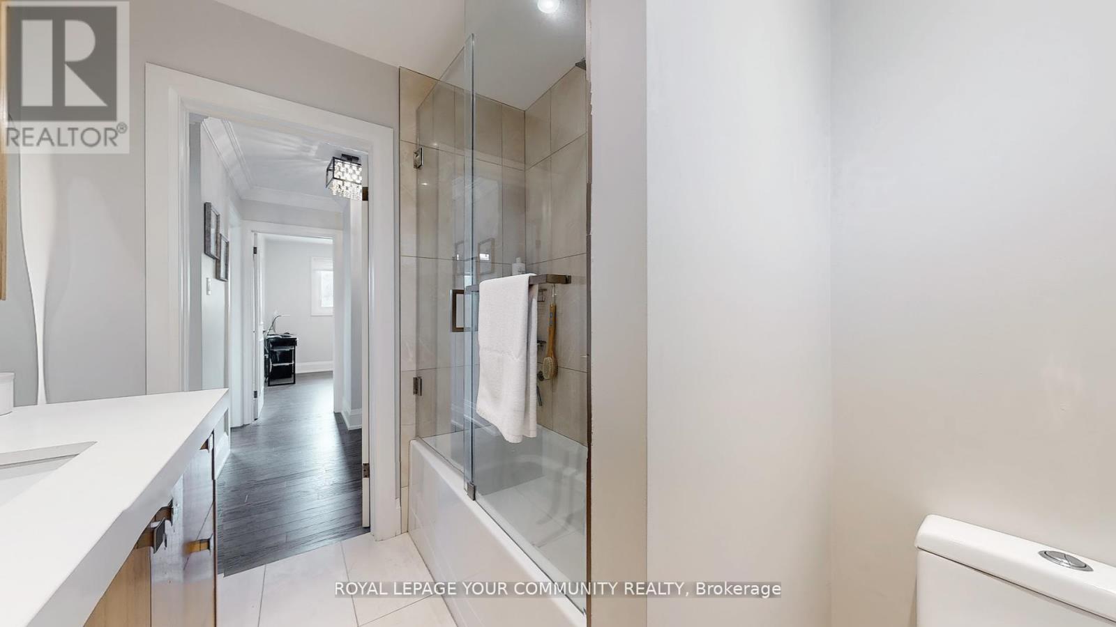 29 Manadon Drive, Toronto, Ontario  M2M 1W8 - Photo 28 - C12484428