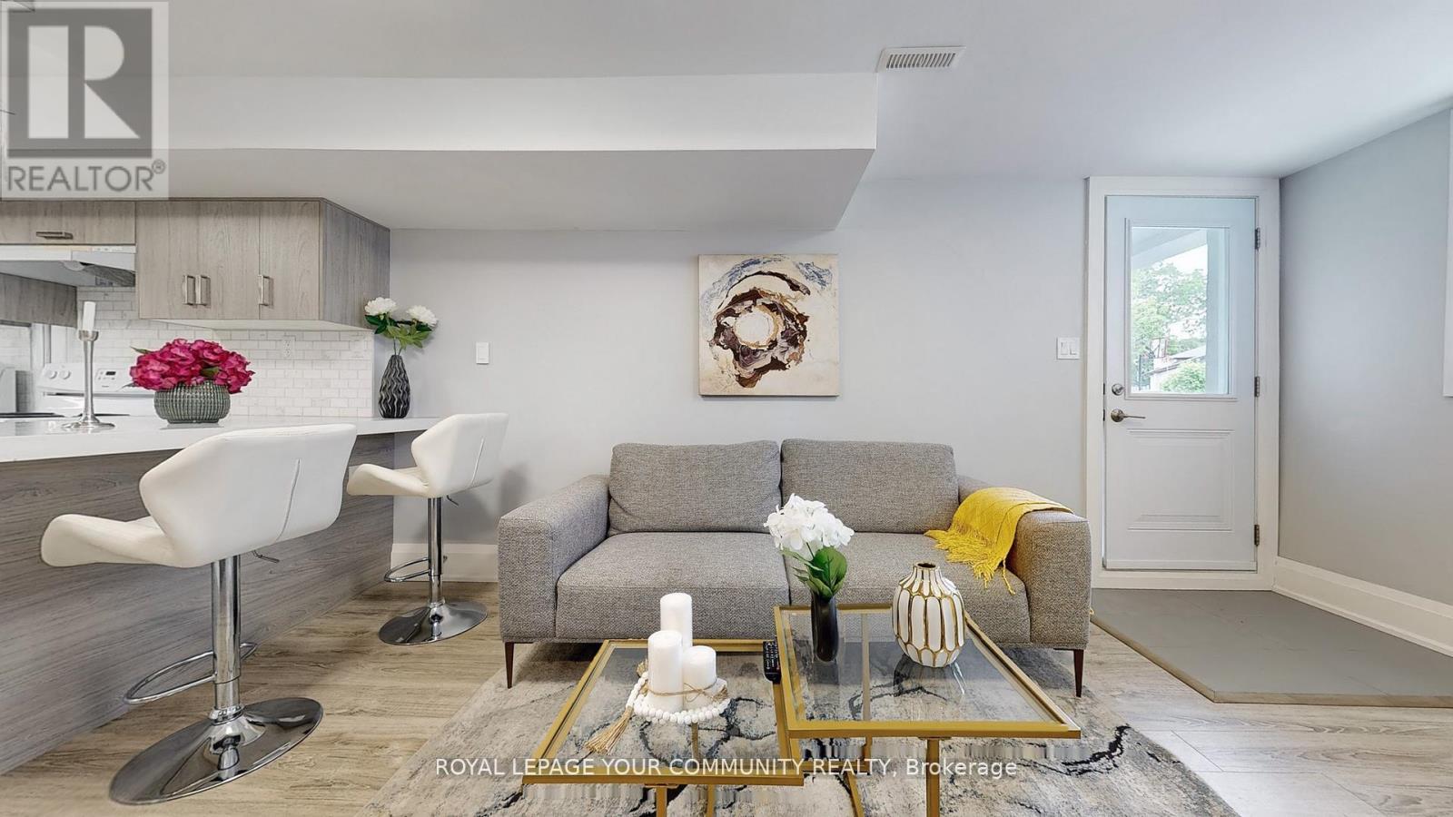 29 Manadon Drive, Toronto, Ontario  M2M 1W8 - Photo 32 - C12484428