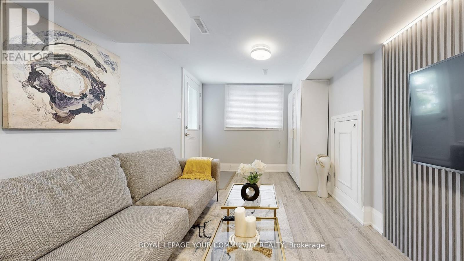 29 Manadon Drive, Toronto, Ontario  M2M 1W8 - Photo 33 - C12484428