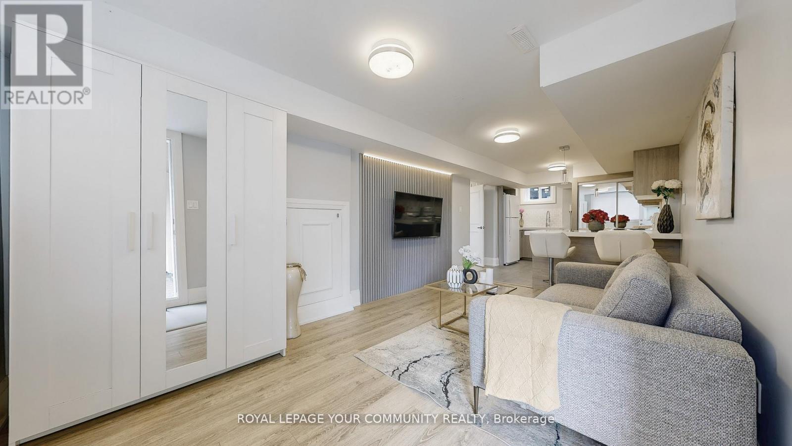 29 Manadon Drive, Toronto, Ontario  M2M 1W8 - Photo 35 - C12484428