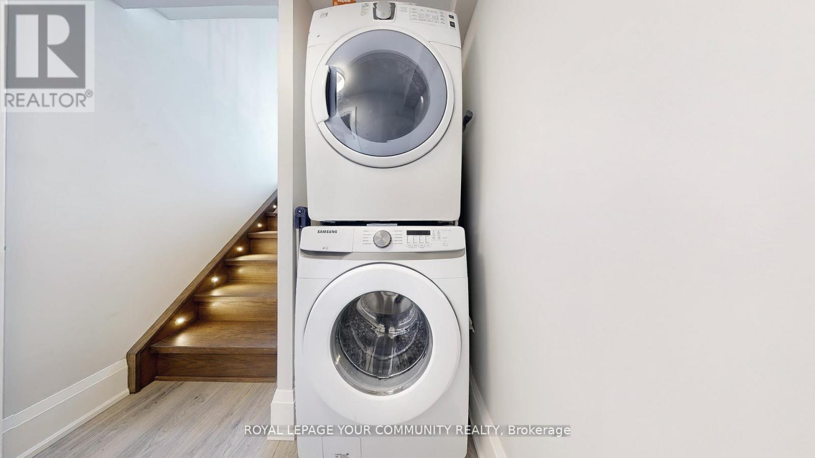 29 Manadon Drive, Toronto, Ontario  M2M 1W8 - Photo 43 - C12484428