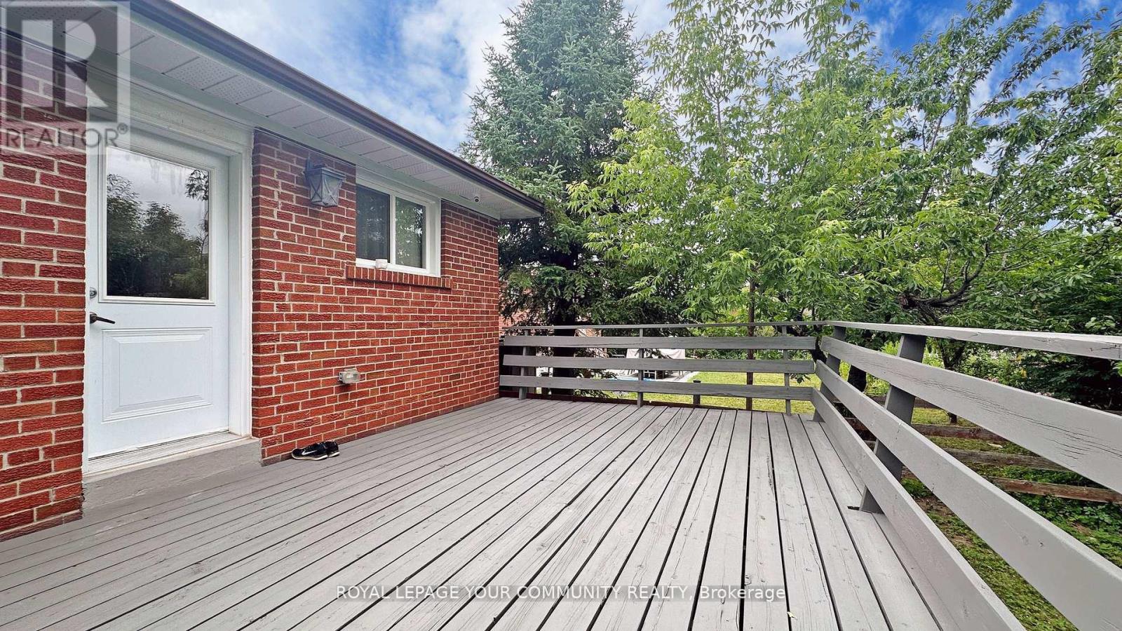 29 Manadon Drive, Toronto, Ontario  M2M 1W8 - Photo 48 - C12484428