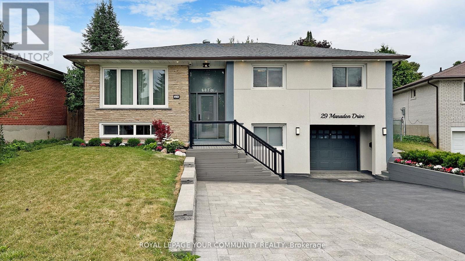 29 Manadon Drive, Toronto, Ontario  M2M 1W8 - Photo 6 - C12484428