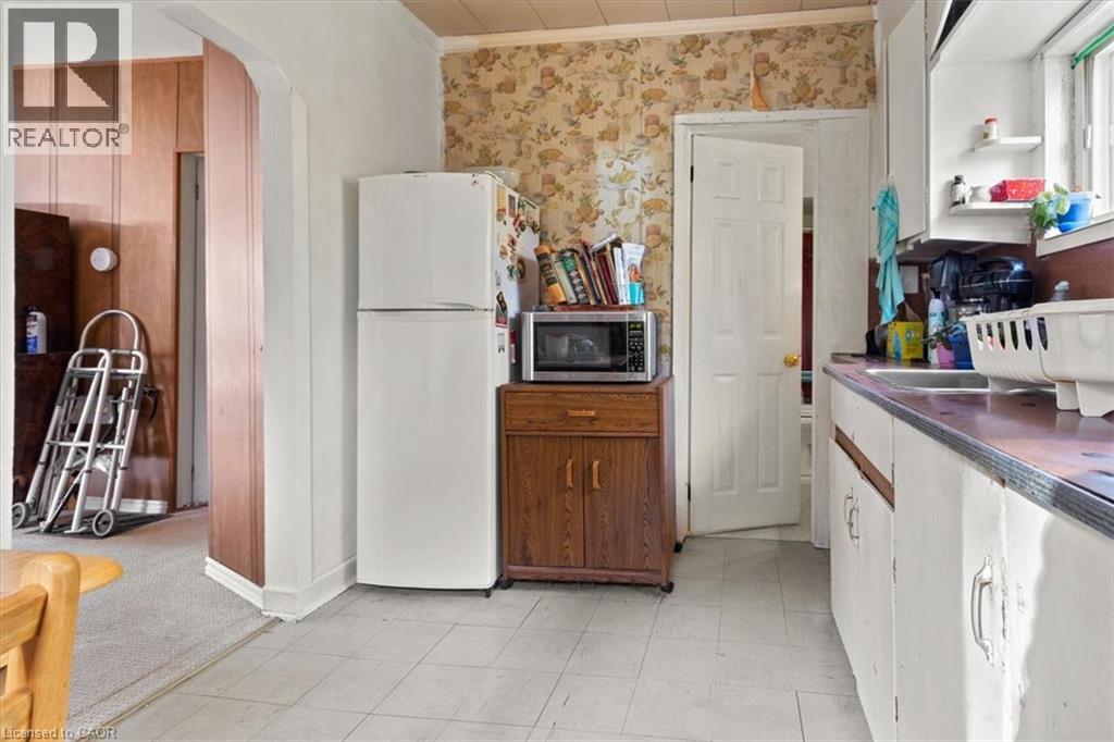 1097 Enola Avenue, Mississauga, Ontario  L5G 4B1 - Photo 15 - 40781687